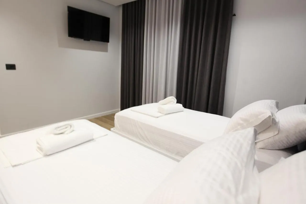Apartment Vila Neli Ksamil