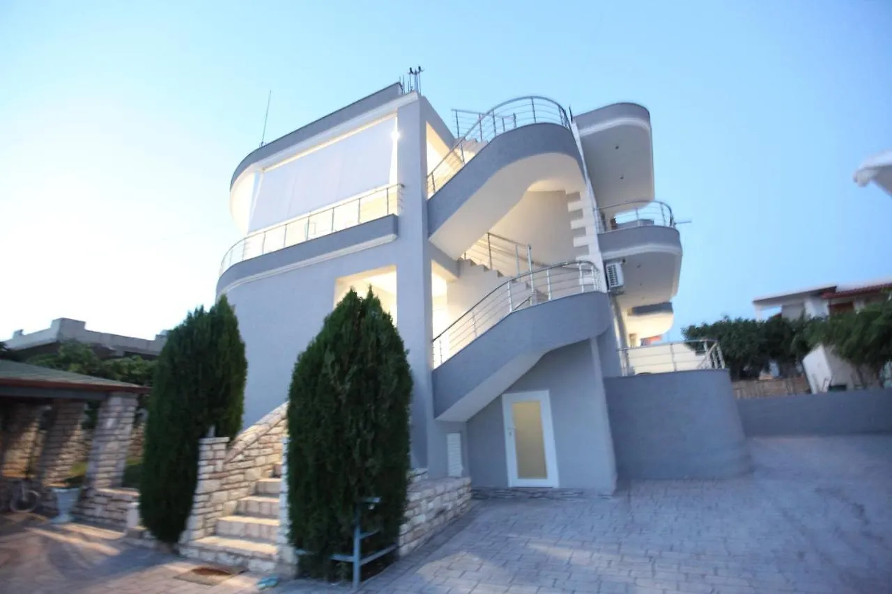 Apartment Vila Neli Ksamil Albania